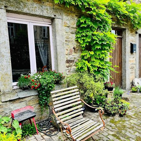 Sous Les Feuilles Redu Villa Dış mekan fotoğraf