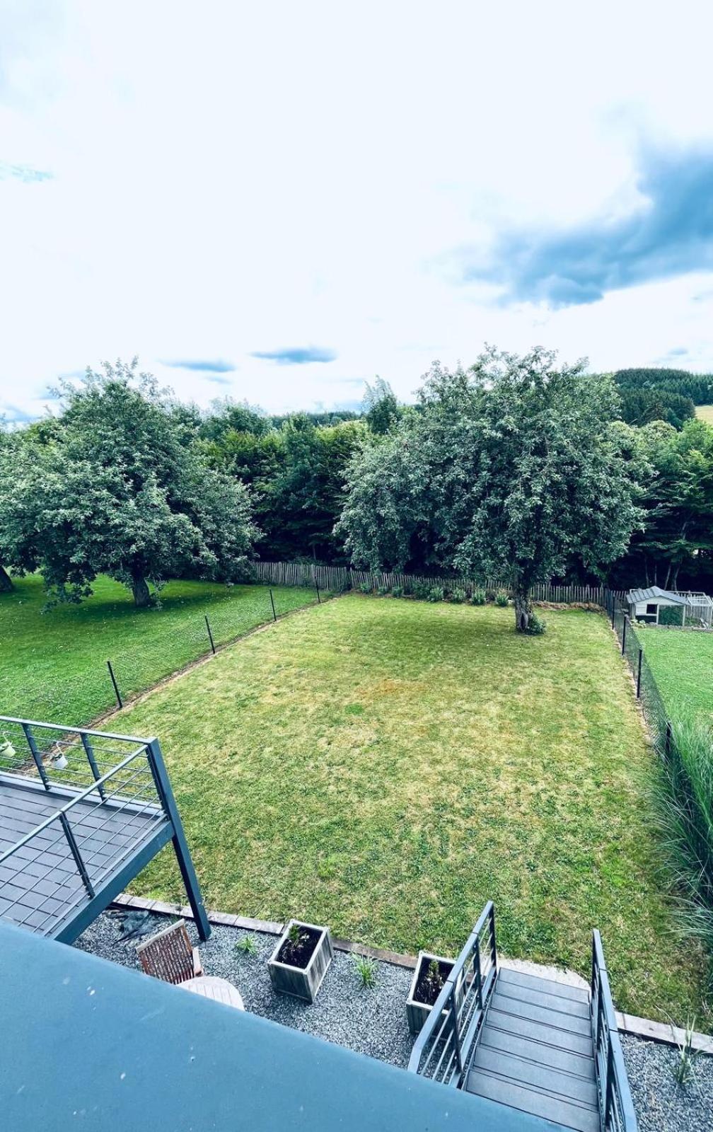 Sous Les Feuilles Redu Villa Dış mekan fotoğraf